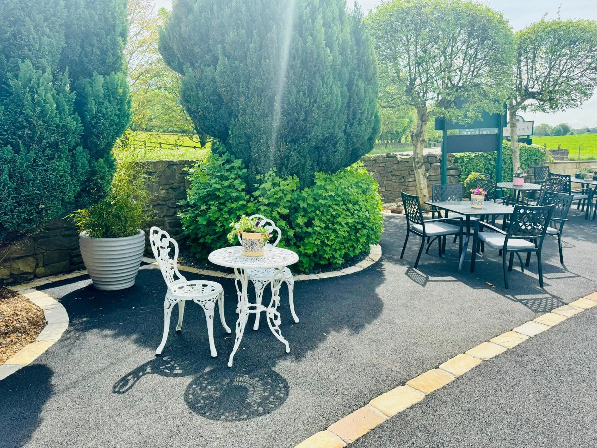 The Old Stone Trough Country Hotel Kelbrook Bagian luar foto
